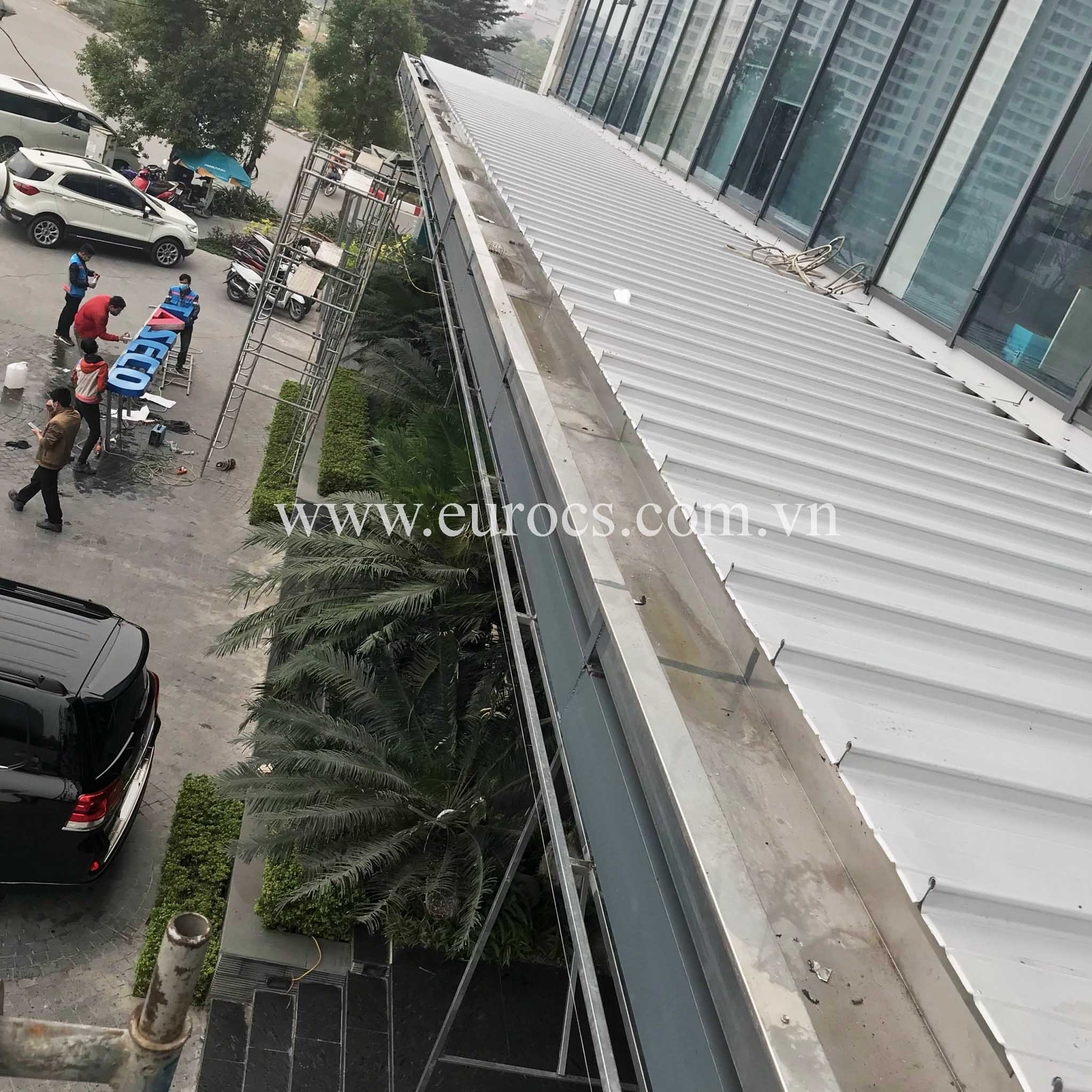 Dự án Thi công cải tạo mái sảnh tầng 1 văn phòng bán hàng Tasecoland